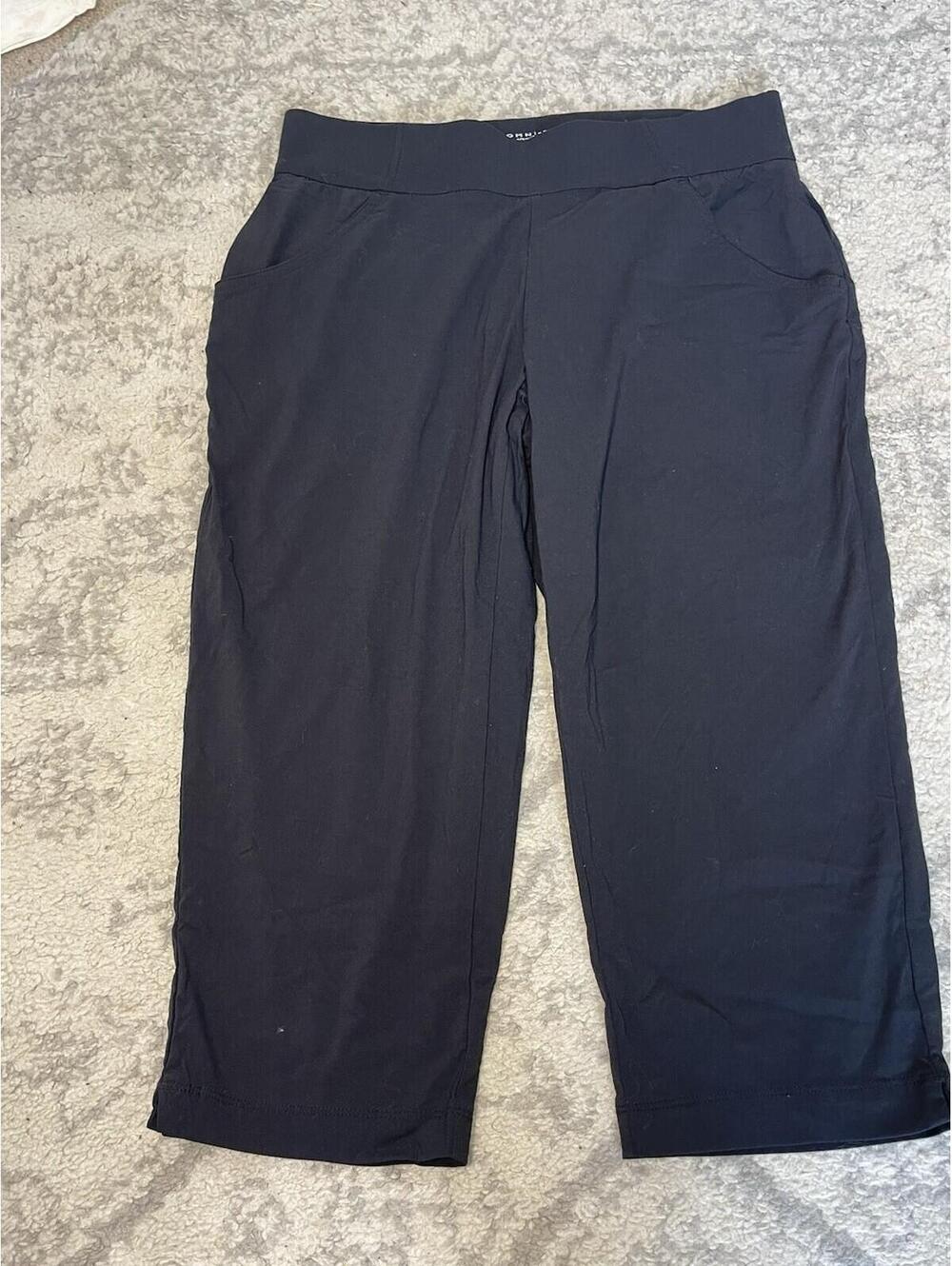 Columbia Sportswear Women’s Navy Blue Cropped Straight Leg Active Pants Size Sm